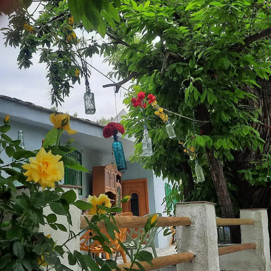 Bed and breakfast Alpujarra Guesthouse, Remote Off-Grid Mountain Accommodation Canar